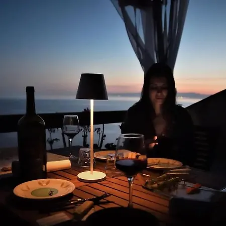 Endless Sea Views At Delle Stelle 빌라 *