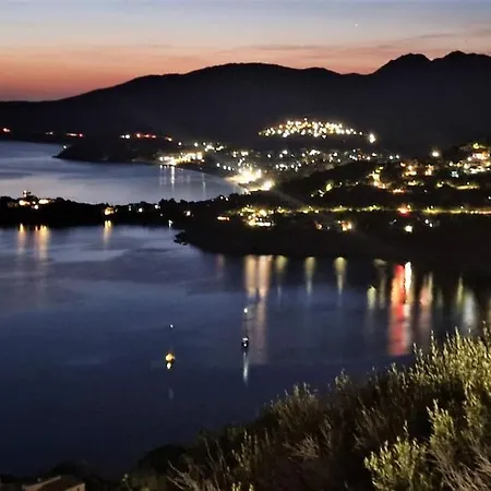 Endless Sea Views At Delle Stelle 빌라